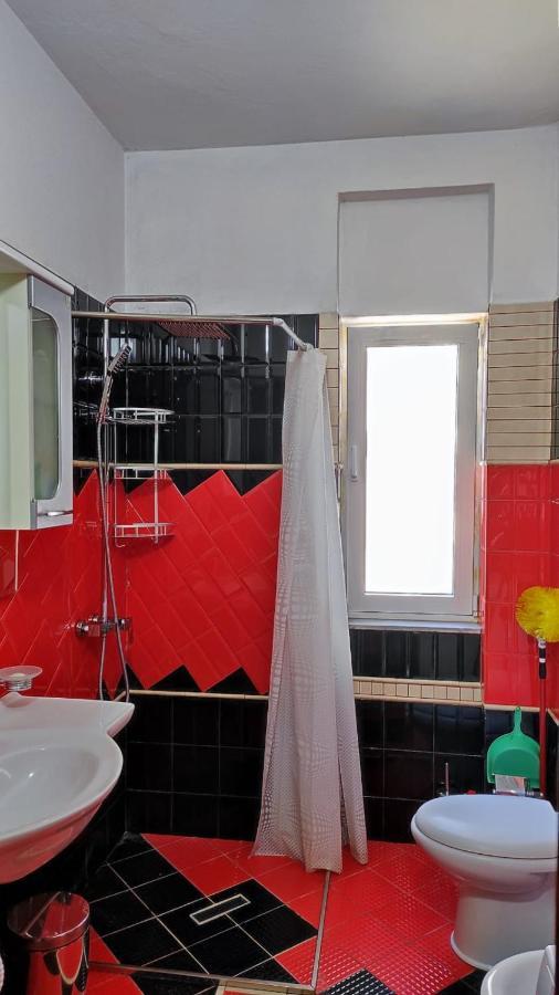 Lolu Apartment Plus Privat Parking Влёра Экстерьер фото