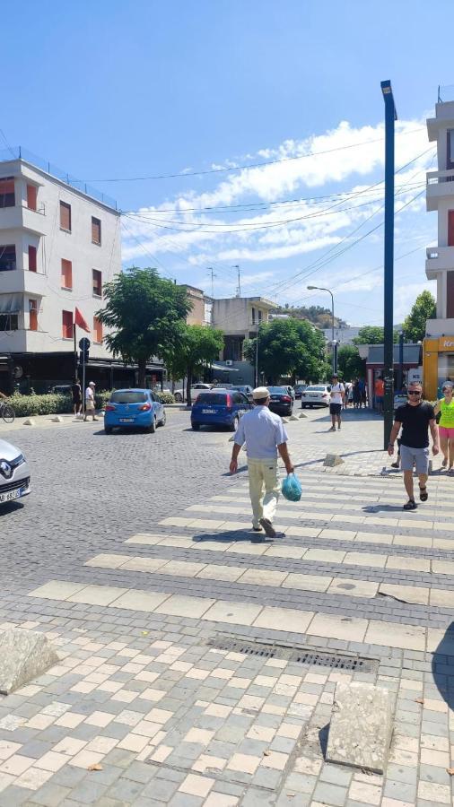 Lolu Apartment Plus Privat Parking Влёра Экстерьер фото